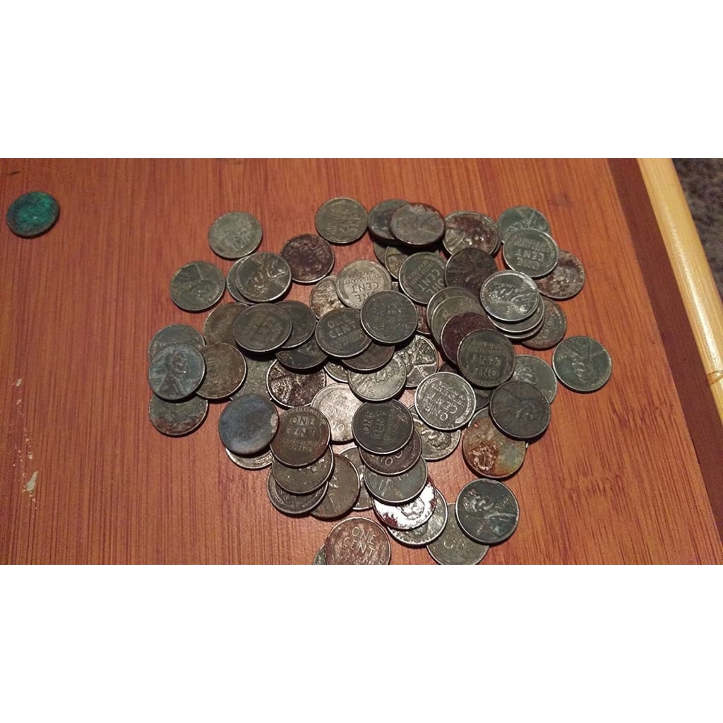 Full Roll of 1943 circulated steel pennies.